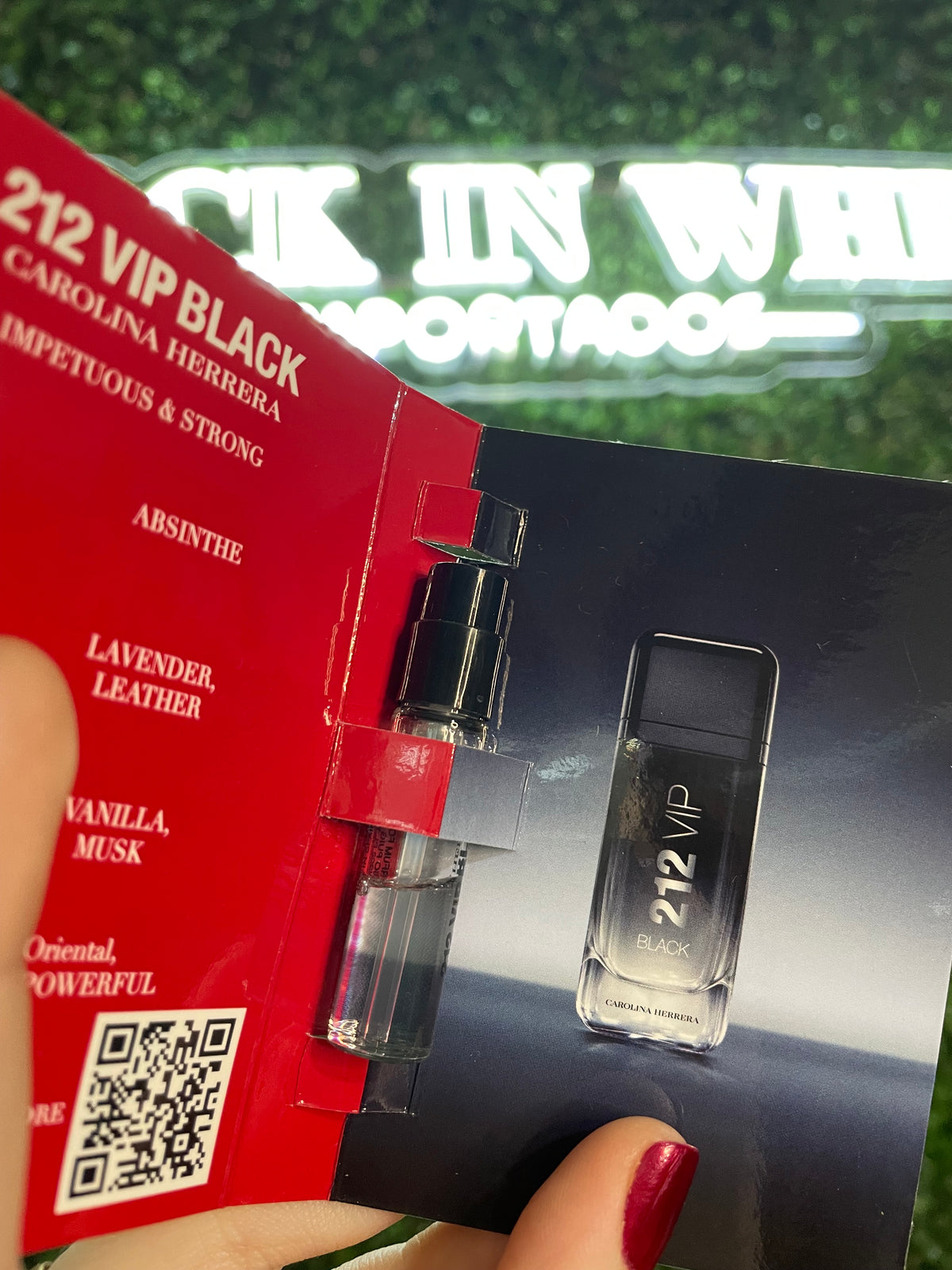 Flaconete 1,5ml - 212 Vip Black Men