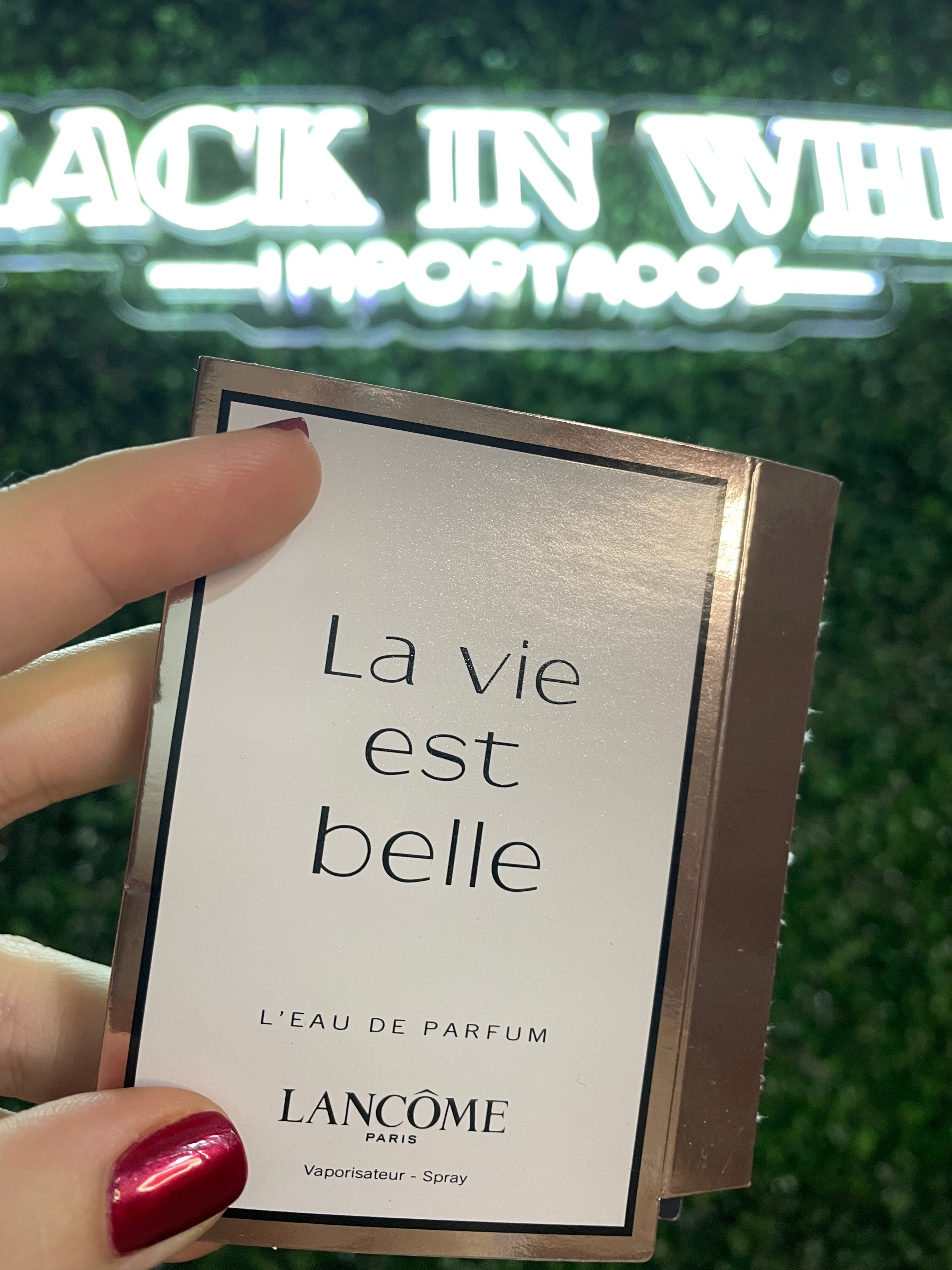 Flaconete 1,5ml - Lá Vie Est Belle