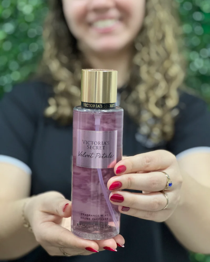 Body Splash - Velvet Petals 250ml