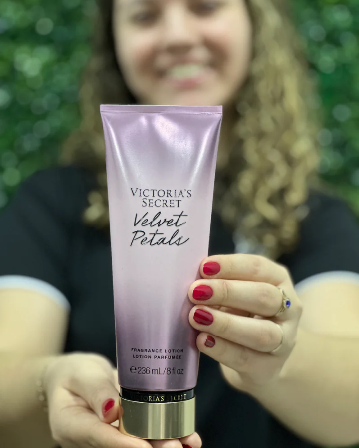 Creme Hidratante - Velvet Petals 236ml