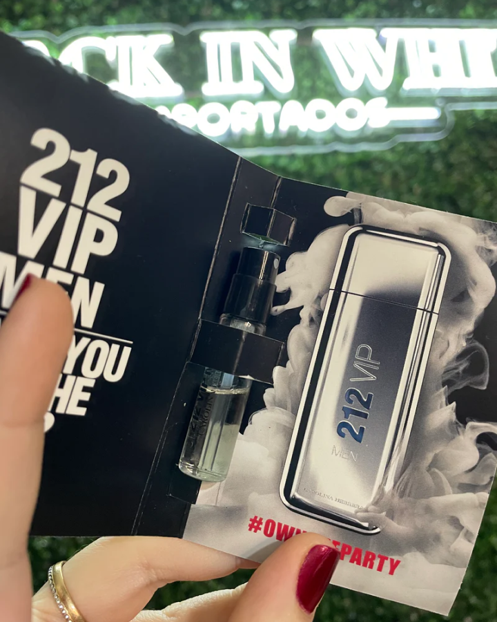 Flaconete 1,5ml - 212 Vip Men